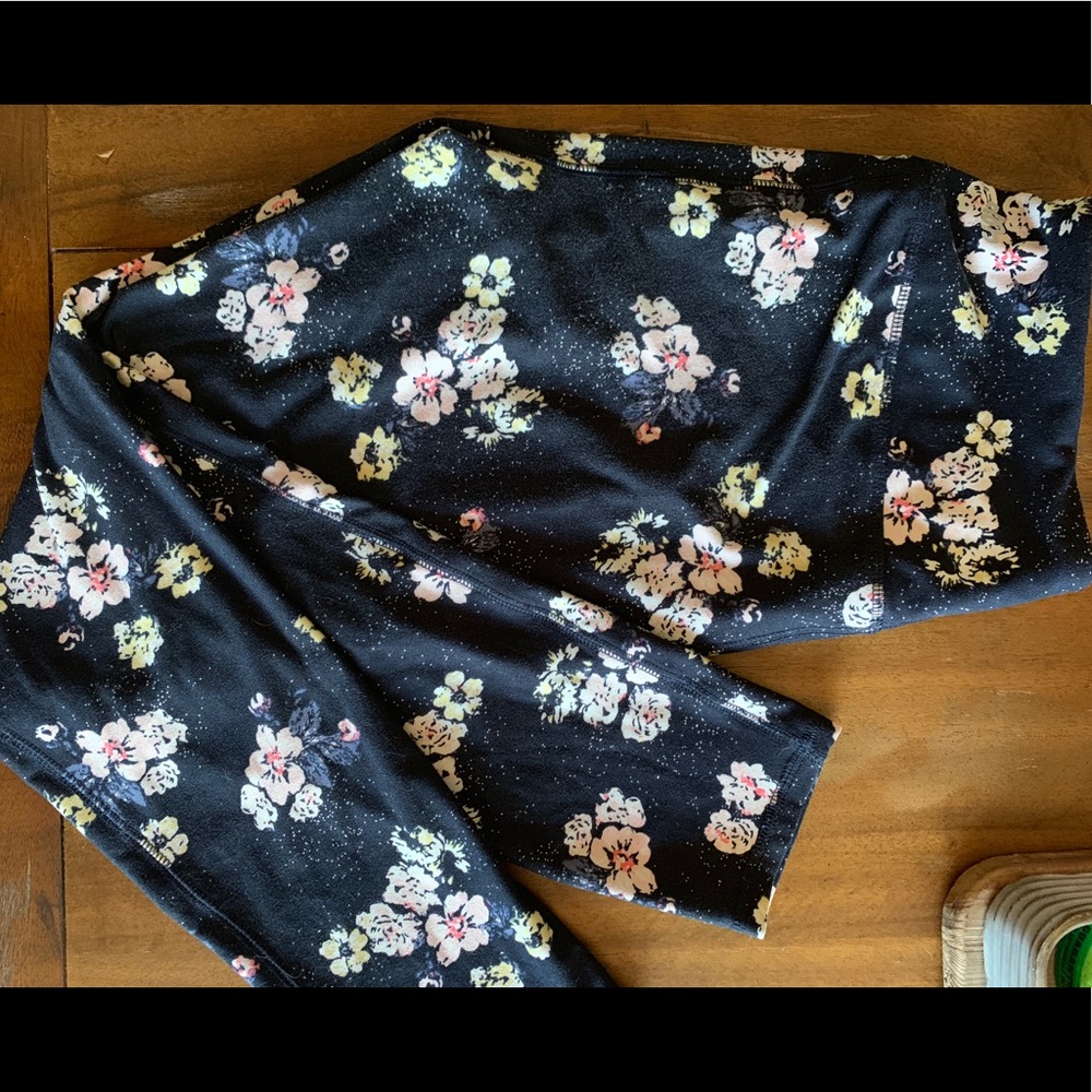 Maurice’s Leggings. Navy with Floral